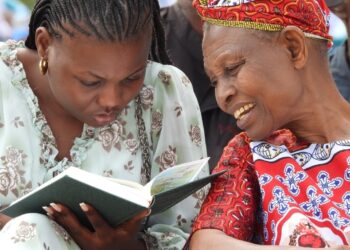 Restando menos de 1.000 idiomas a serem traduzidos, IA acelera tradução da Bíblia