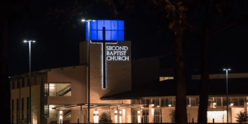 Membros da Segunda Batista de Houston acionam Justiça por direitos de voto