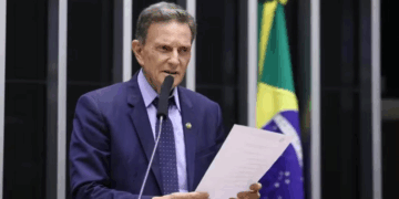 Evangélicos criticam uso da fé como ferramenta política, aponta relatório